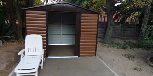 Tidy Shop Tall Brown A 2m x 2.4m x 2.15m (TSTSAA) 10 Year Warranty. Imported from the UK - Image 9